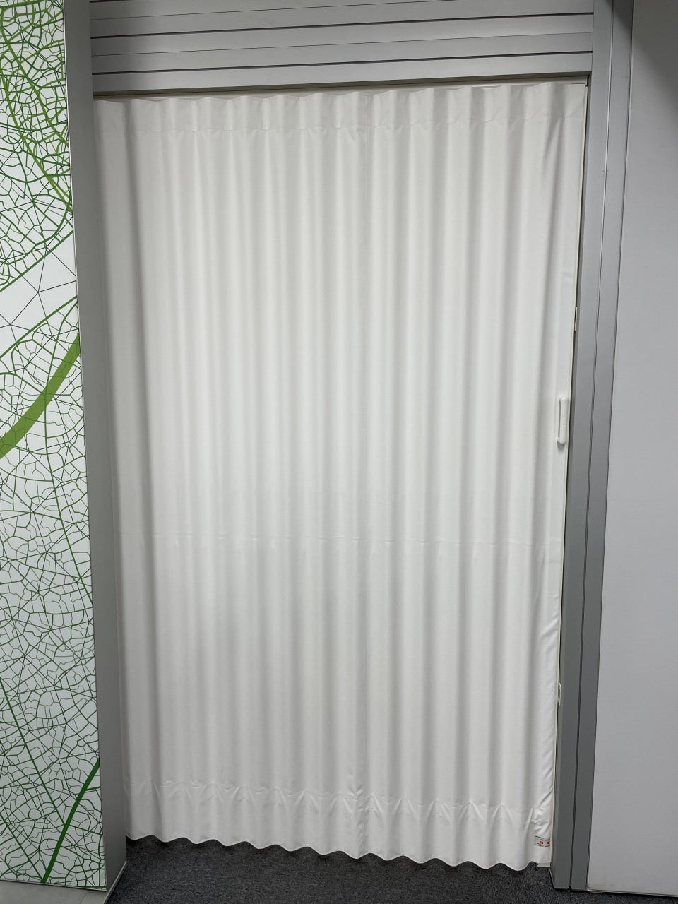 J525W システム用アコーディオンドア(白) – OCTANORM