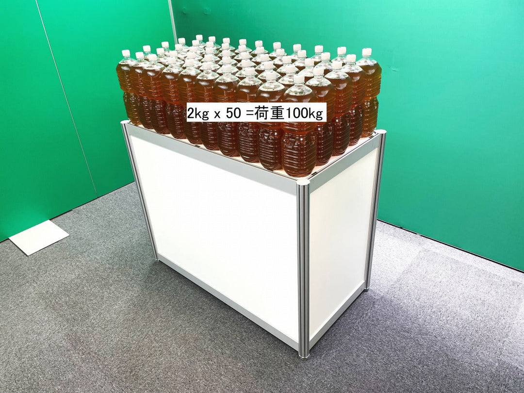 【OTA】白い展示台　ディスプレイ什器　300x300x900mm 2台 手作り】白い展示台 ディスプレイ什器 300x300x900mm 1台 - メルカリ