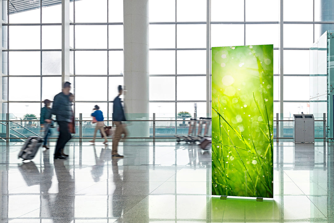 M1935 W1000xH2000 ベース付き自立（内照） – OCTANORM